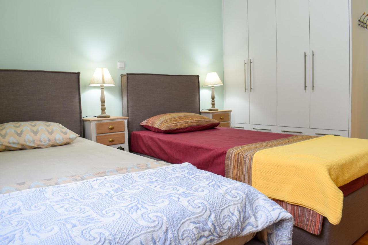 Upscale Modern Escape In The Historic Center Lägenhet Kalamata Exteriör bild