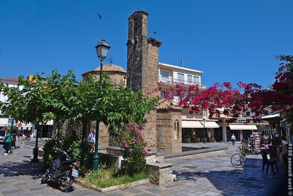 Upscale Modern Escape In The Historic Center Lägenhet Kalamata Exteriör bild